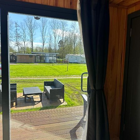 Luxe Tiny House Bij Het Leekstermeer Matsloot Exterior foto